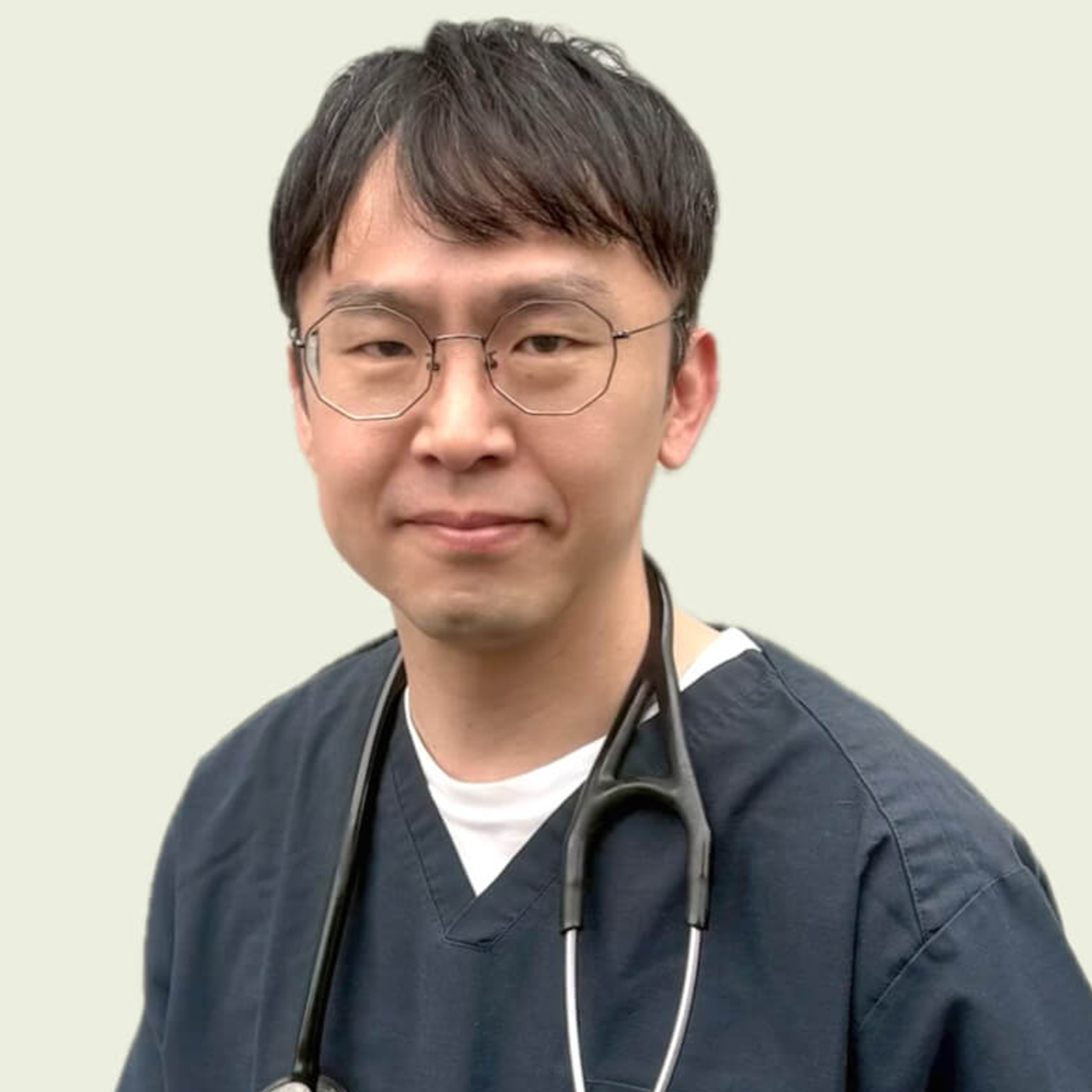 山根　瑞穂 院長