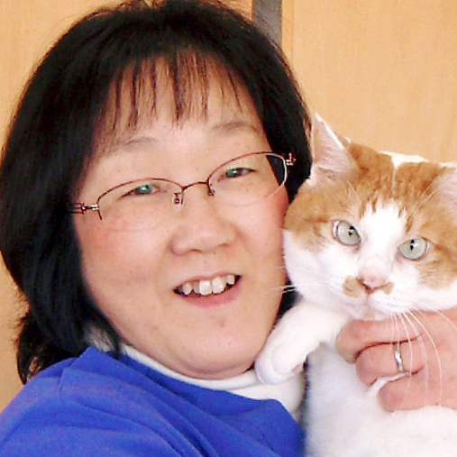 荒井　靖子 院長